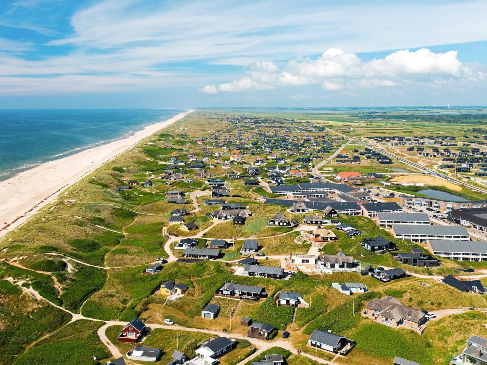 6 Person Holiday Home On A Holiday Park In Ringk Bing Ringkøbing Extérieur photo